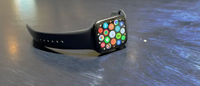 Apple Watch 8