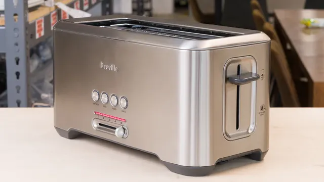 Breville the 'A Bit More' 4 Slice