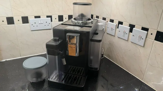 Delonghi Rivelia