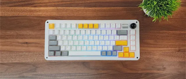 Iqunix ZX75