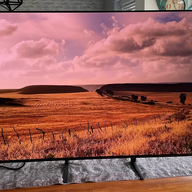 Samsung S90C OLED TV