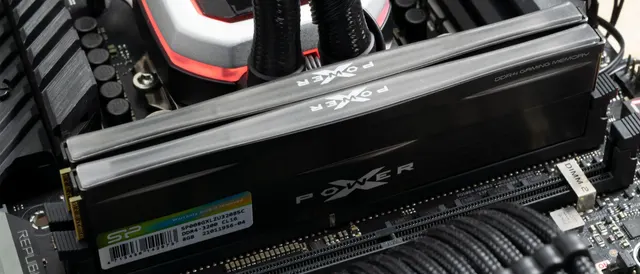 Silicon Power Xpower Zenith DDR4-3200 C16
