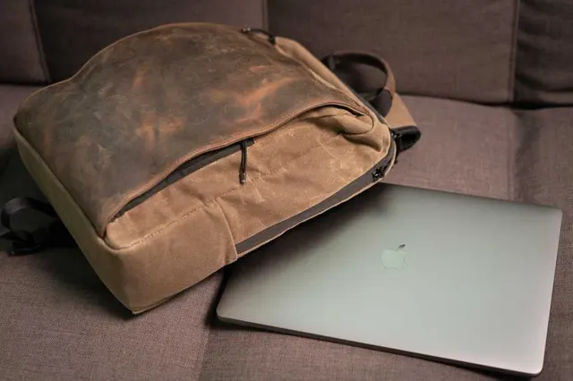 Waterfield Designs Sutter Slim Backpack